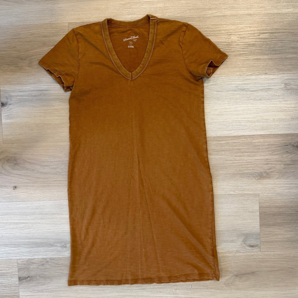 Universal Threads Women's V-neck T-shirt Rust Color Dress Size XS Summer Casual